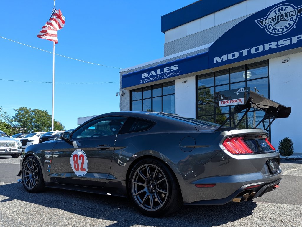 Used 2019 Ford Mustang GT Premium w/ GT Performance Package RWD image 10