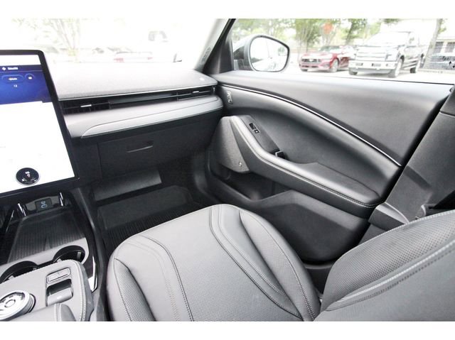 Used 2024 Ford Mustang Mach-E Premium image 9