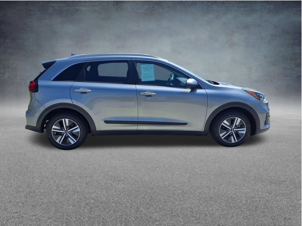 Used 2022 Kia Niro LXS FWD image 10