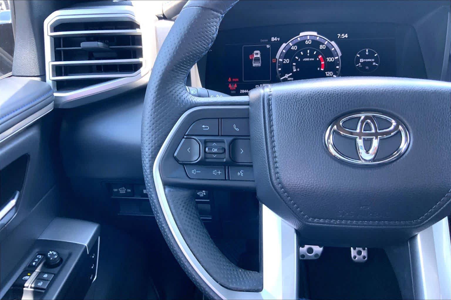 Used 2025 Toyota Tundra Platinum w/ TRD Off-Road Package AWD/4WD image 23