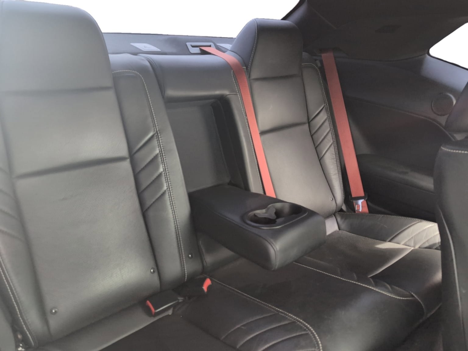 Used 2016 Dodge Challenger SRT Hellcat RWD image 18