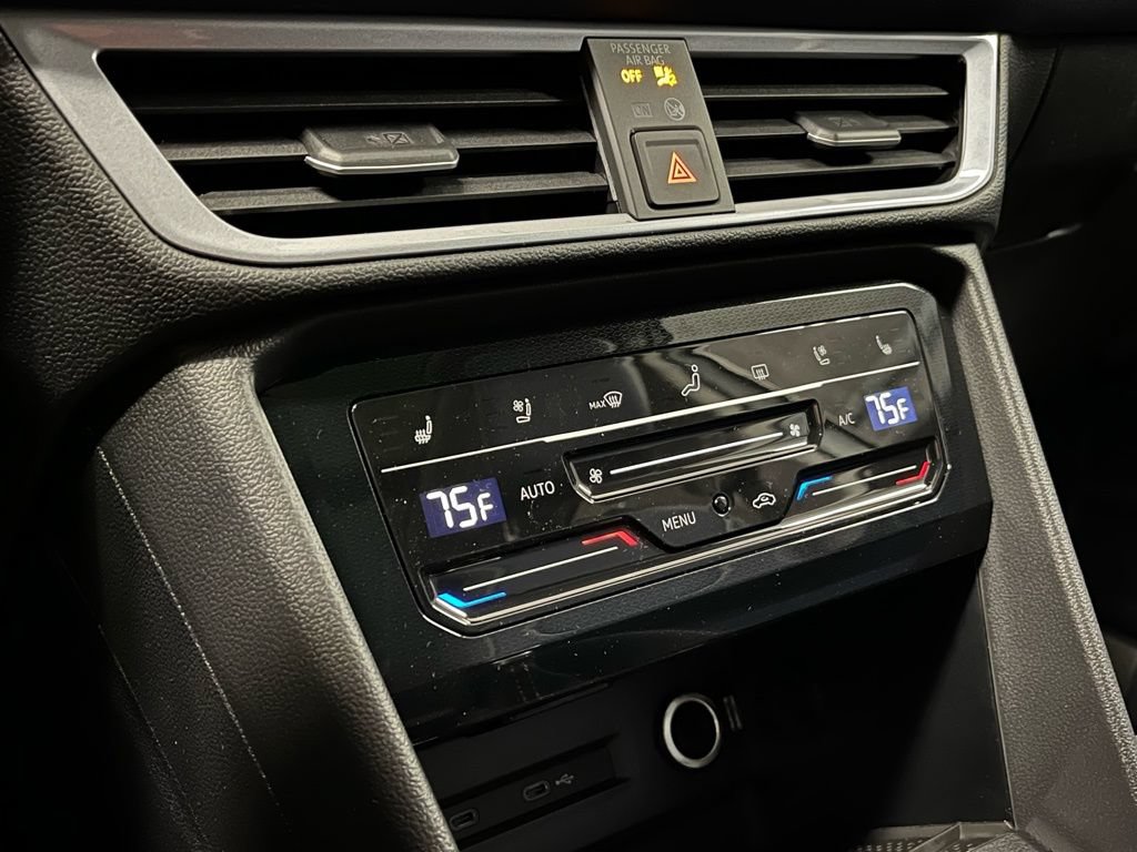 New 2026 Volkswagen Taos SEL AWD/4WD image 11