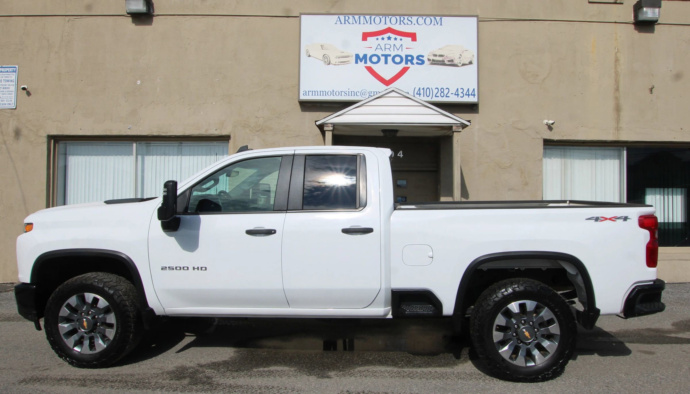 Used 2023 Chevrolet Silverado 2500 Custom w/ Custom Convenience Package image 5