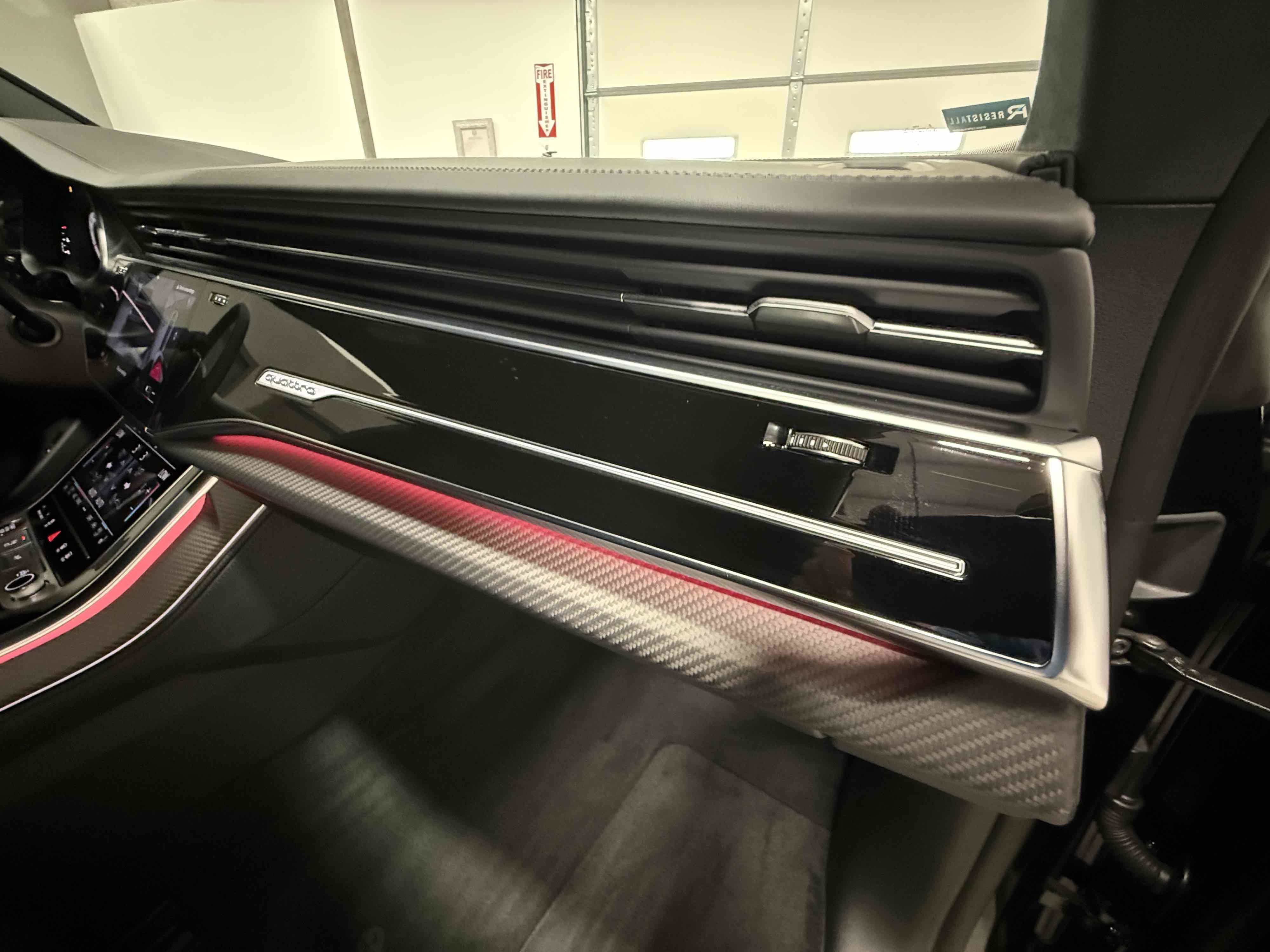 Used 2025 Audi RS Q8 performance image 32