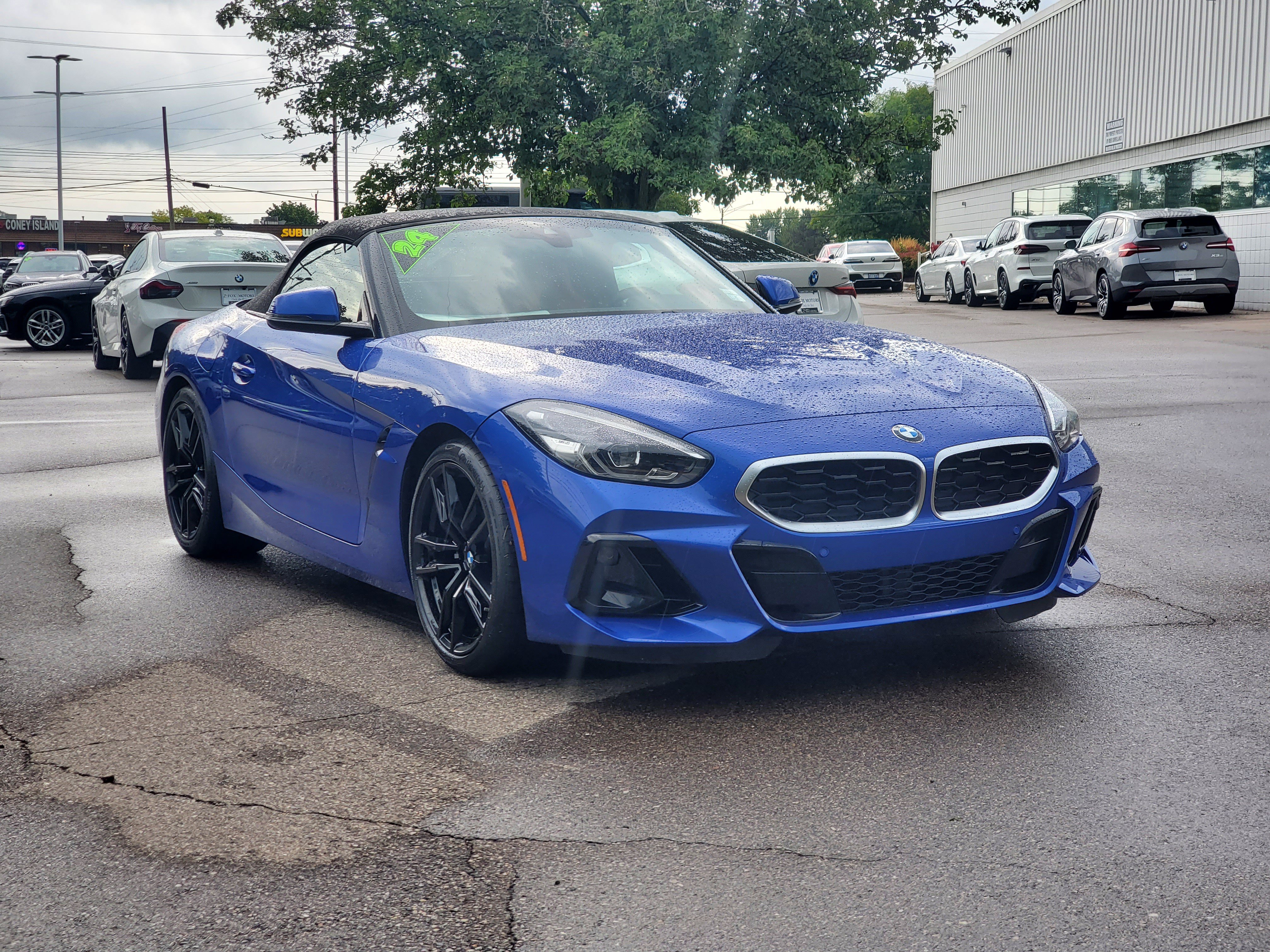 Certified 2024 BMW Z4 sDrive30i w/ Convenience Package RWD image 7