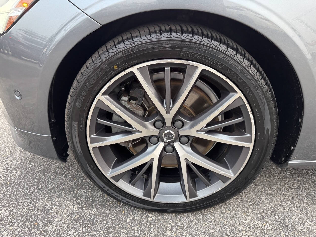 Used 2019 Volvo S90 T6 Momentum AWD/4WD image 12