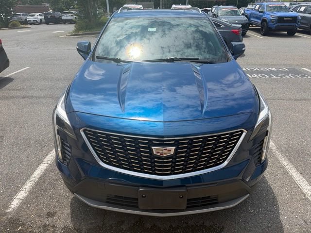 Used 2019 Cadillac XT4 Premium Luxury AWD/4WD image 2