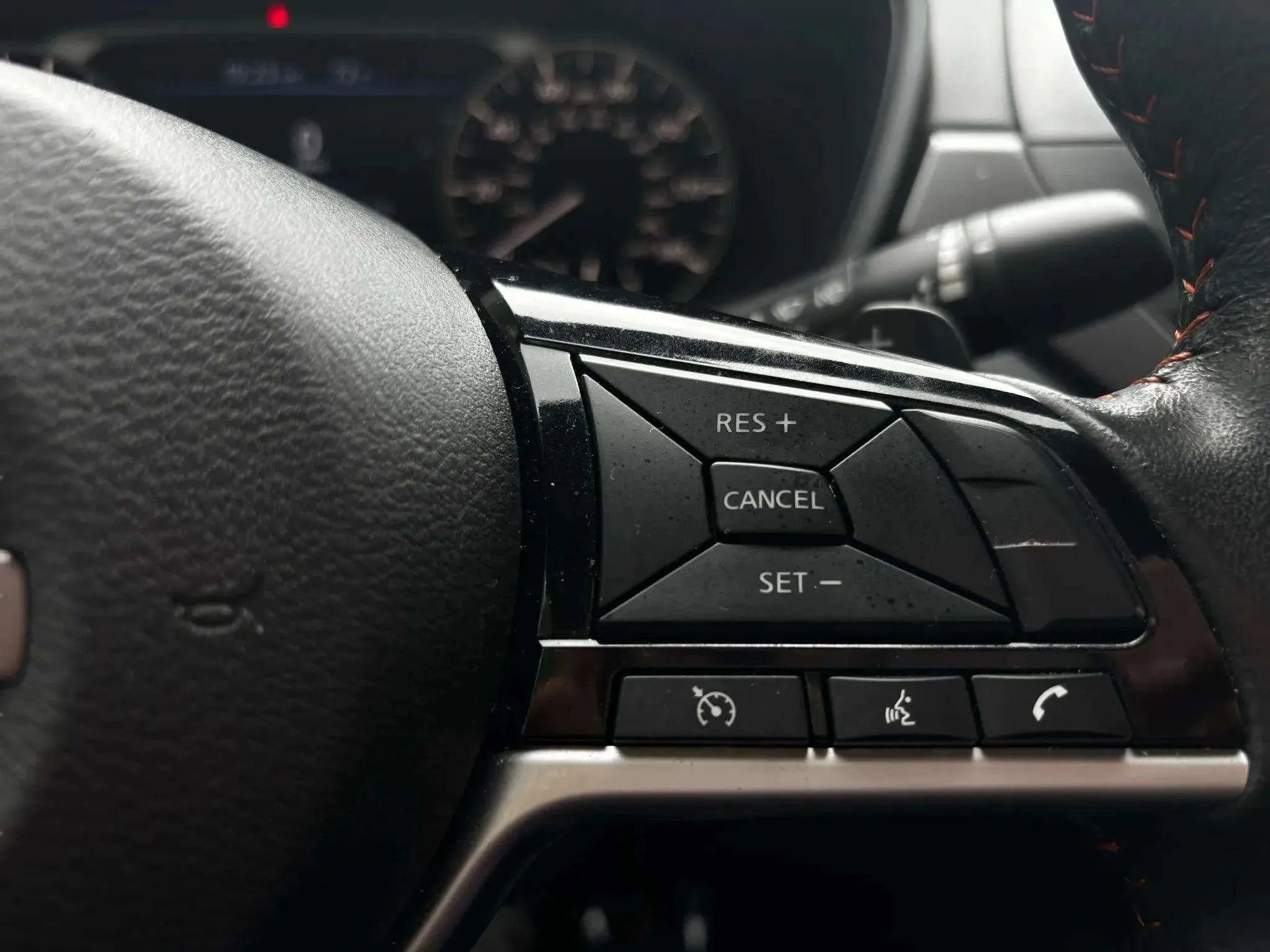 Used 2024 Nissan Altima 2.5 SR image 25
