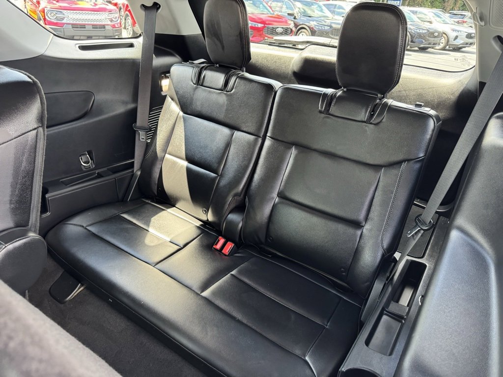 Used 2022 Ford Explorer Limited w/ Equipment Group 301A image 33