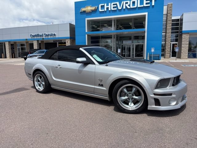 Used 2009 Ford Mustang GT Premium RWD image 16