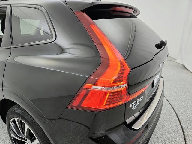 Certified 2024 Volvo XC60 B5 Plus w/ Protection Package Premier AWD/4WD image 15
