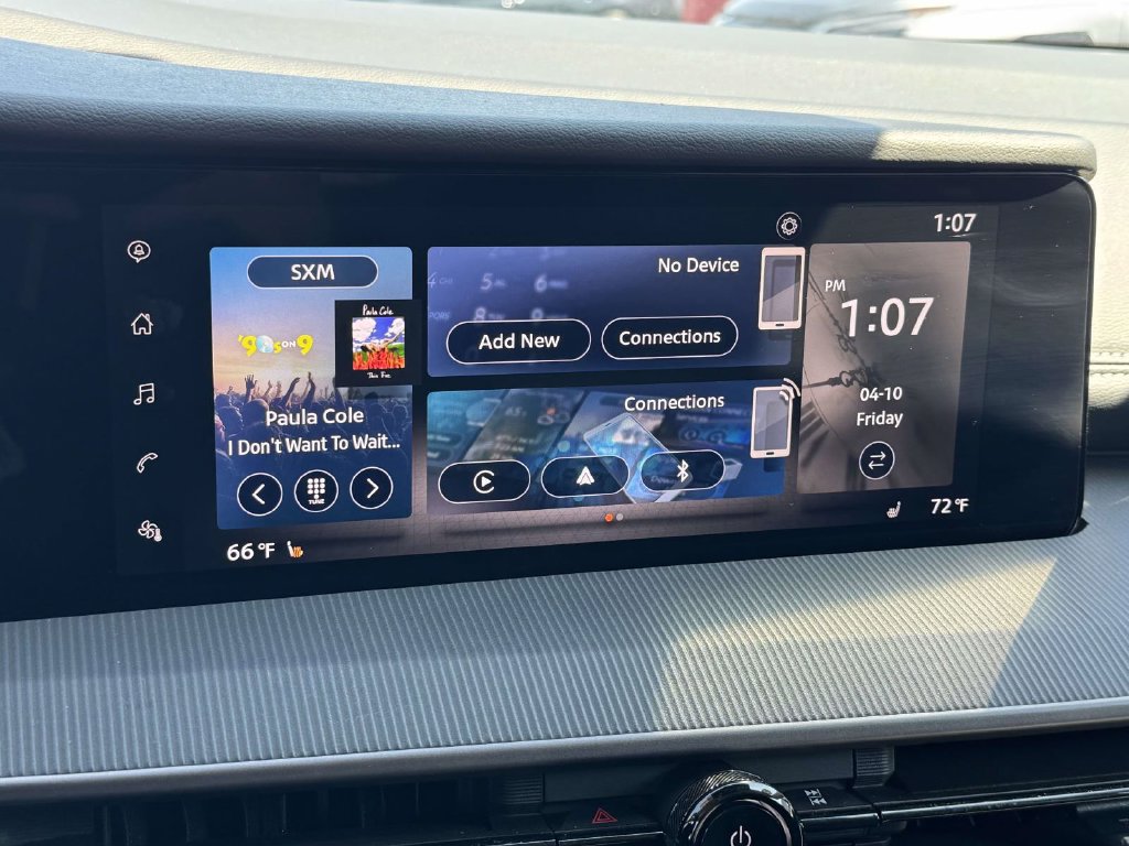 Certified 2025 Nissan Murano SV AWD/4WD image 26