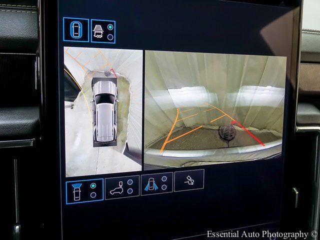 Used 2025 GMC Yukon Elevation image 18