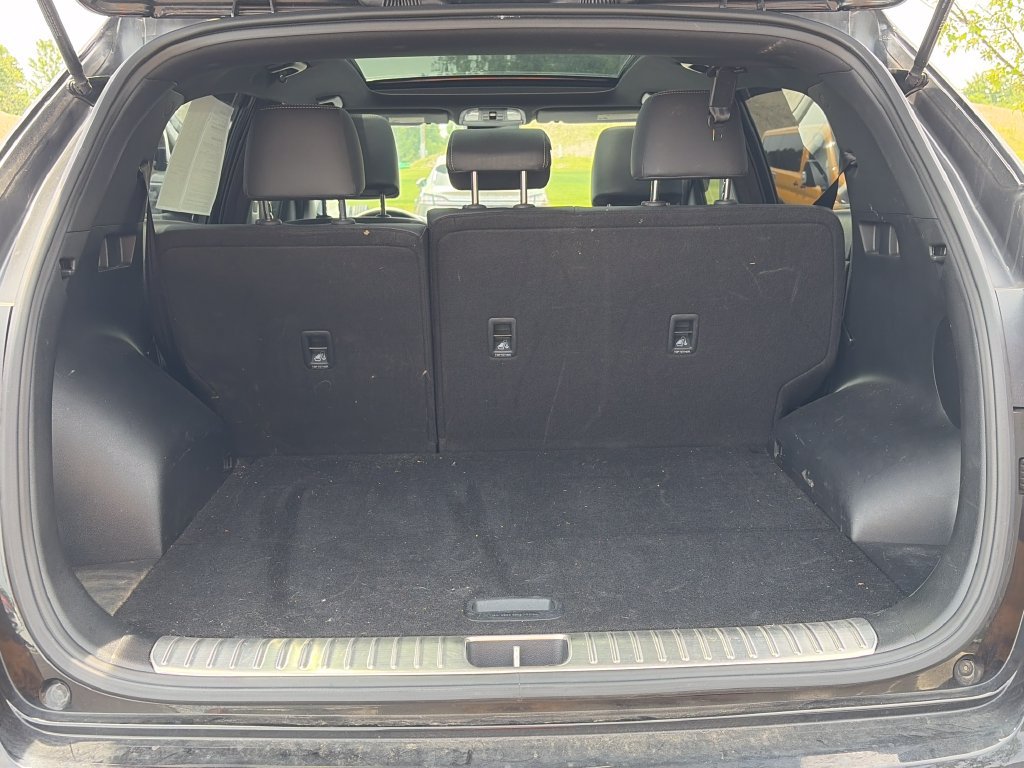 Used 2022 Kia Sportage Nightfall Edition w/ Nighfall AWD Premium Package image 11