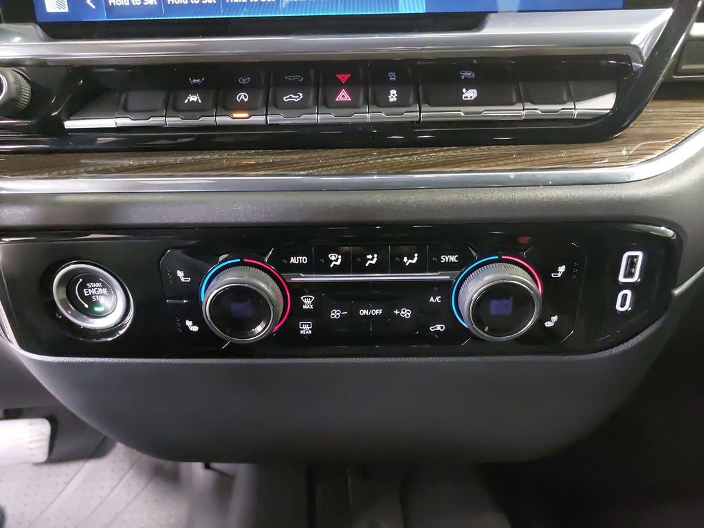 Used 2024 Chevrolet Silverado 1500 LT image 20