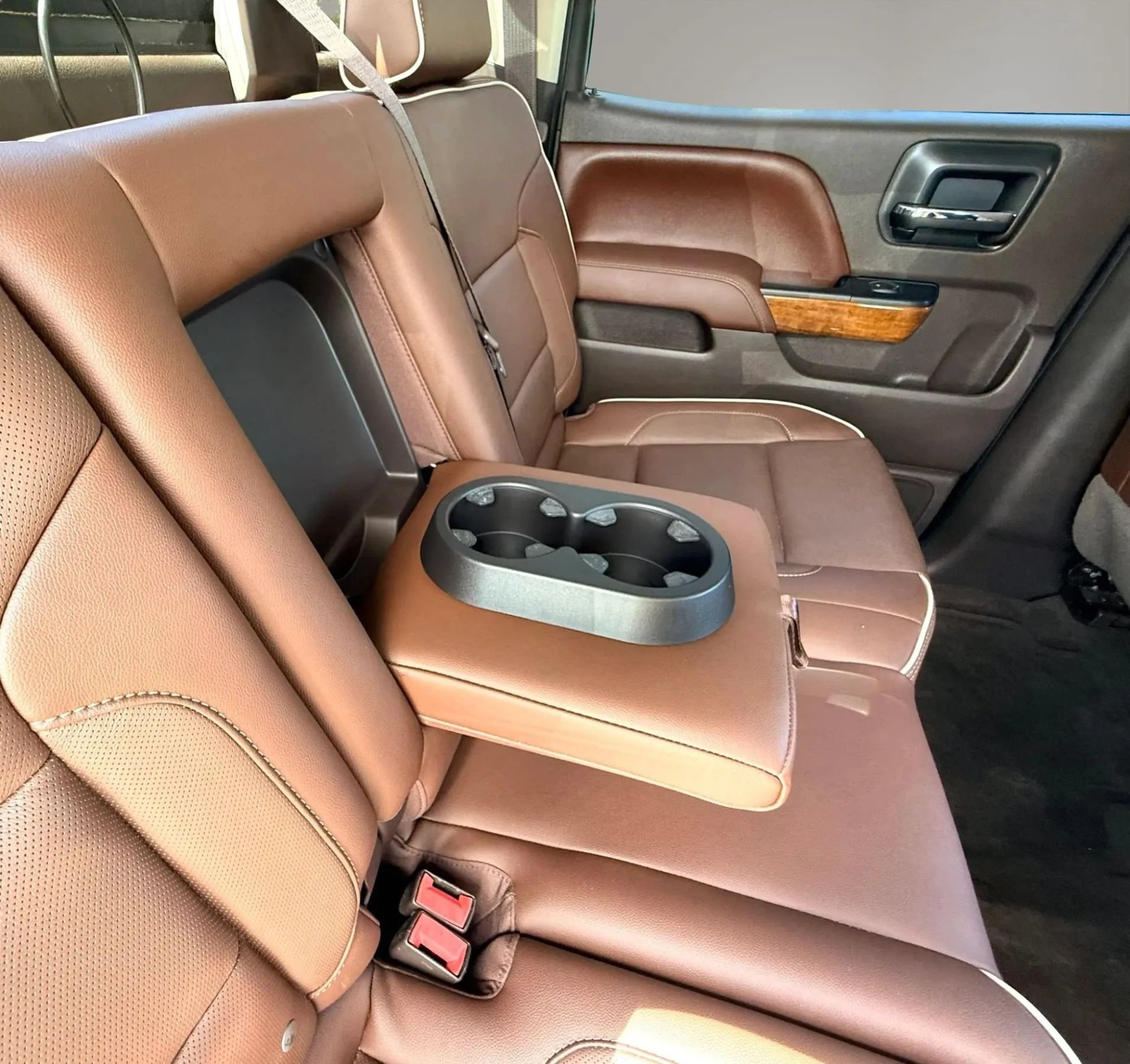 Used 2016 Chevrolet Silverado 1500 High Country w/ High Country Premium Package RWD image 15