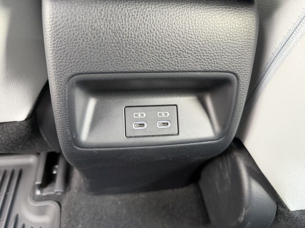 Used 2025 Toyota Corolla XSE FWD image 27
