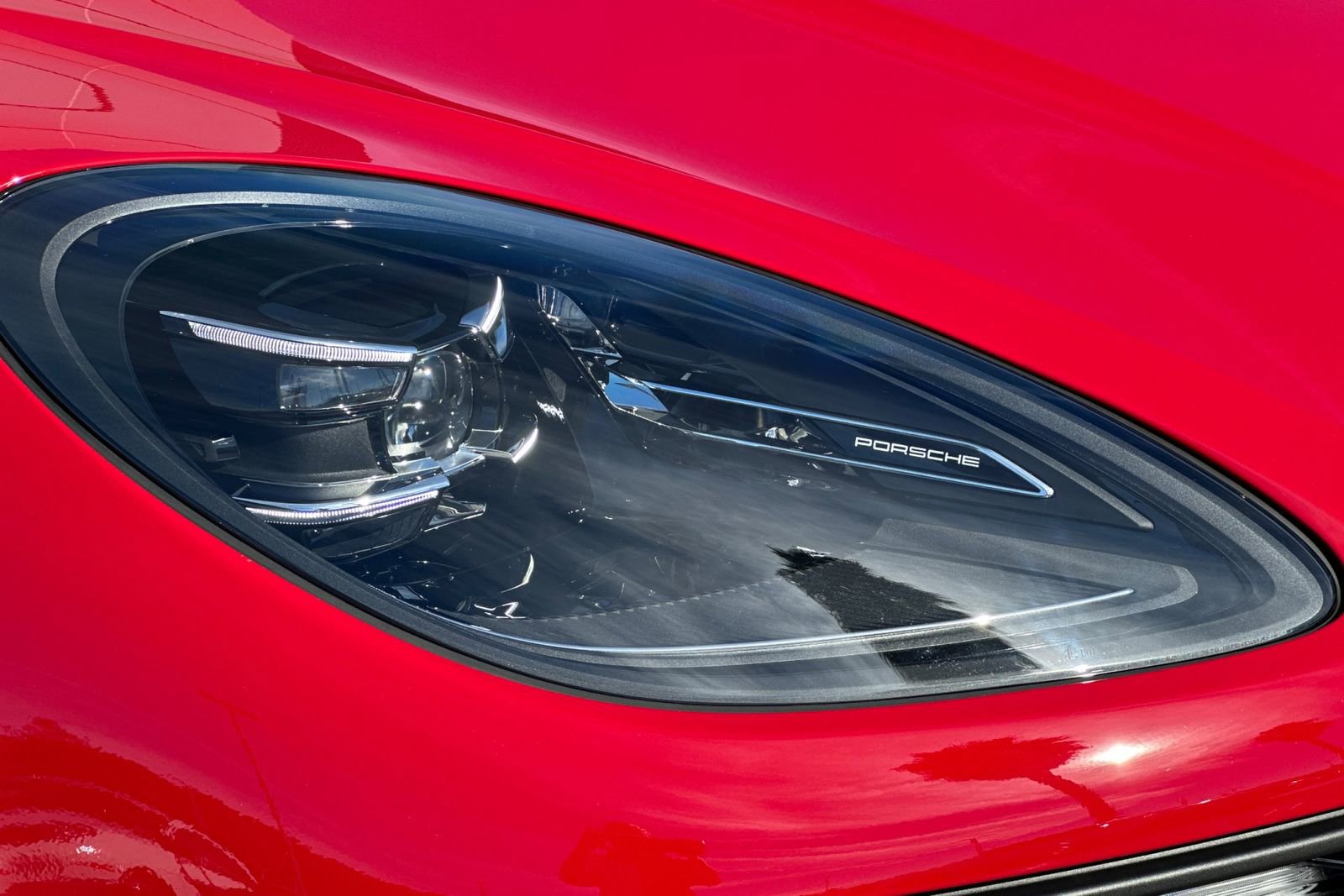 New 2026 Porsche Macan AWD/4WD image 37