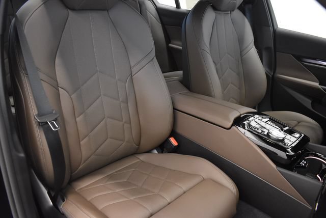 New 2027 BMW 530i xDrive w/ M Sport Package AWD/4WD image 6