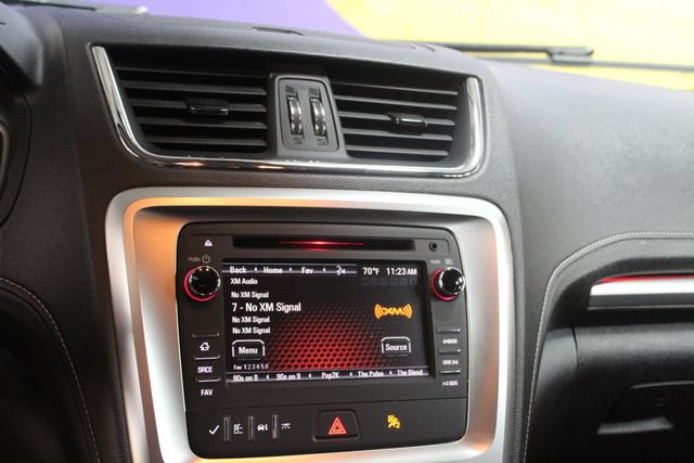 Used 2015 GMC Acadia SLE AWD/4WD image 18