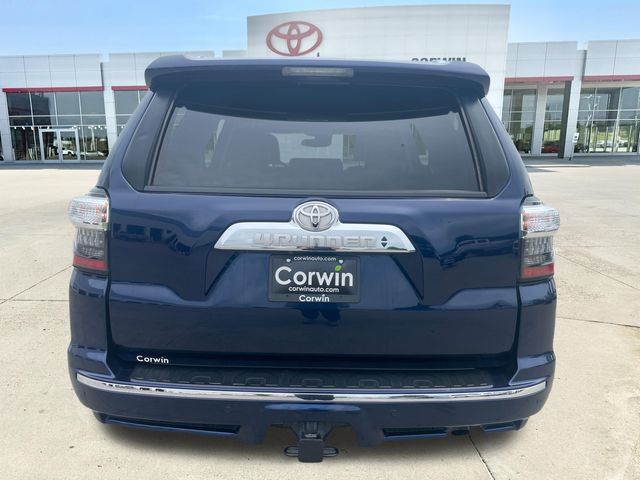 Used 2022 Toyota 4Runner Limited AWD/4WD image 7