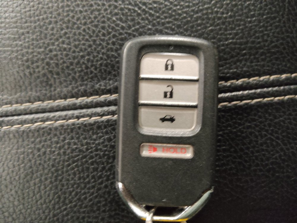 Used 2015 Honda Accord EX-L image 32