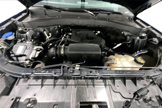 Used 2020 Ford Explorer XLT w/ Equipment Group 202A image 31
