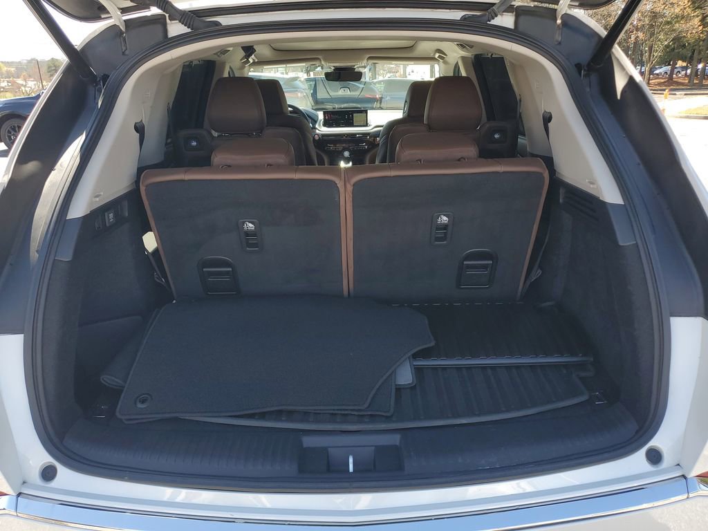 Certified 2023 Acura MDX FWD w/ Technology Package image 9