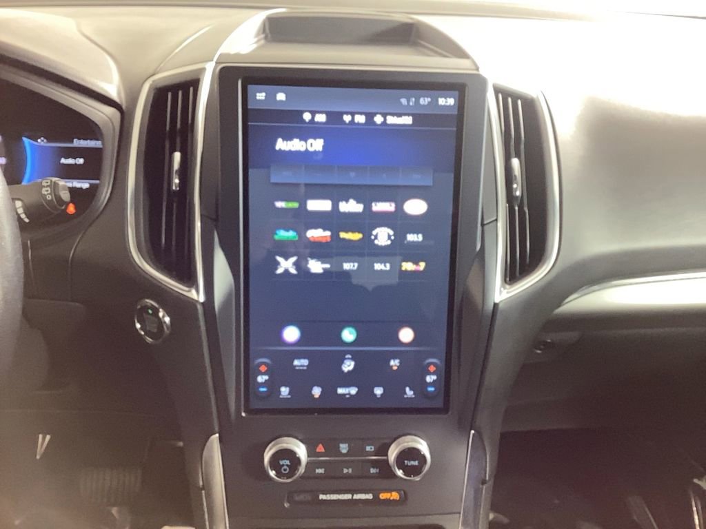Used 2022 Ford Edge Titanium image 26