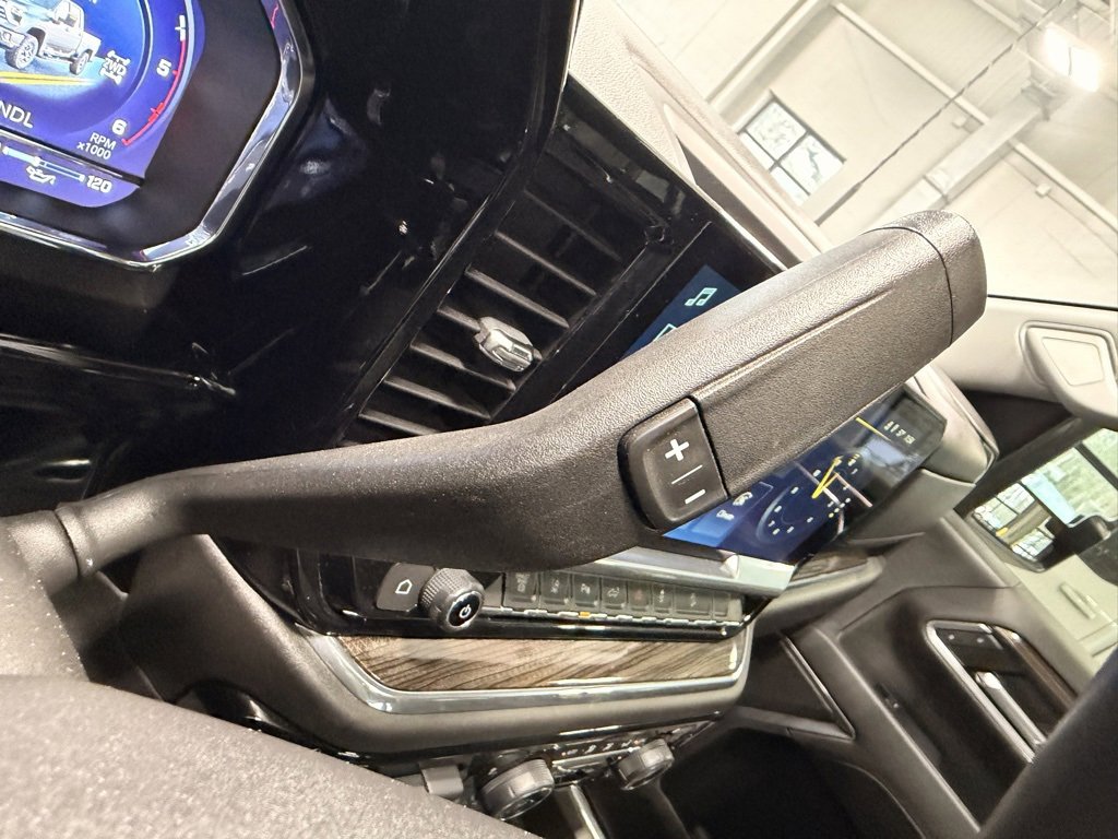 Used 2024 Chevrolet Silverado 2500 LT w/ Midnight Edition image 39