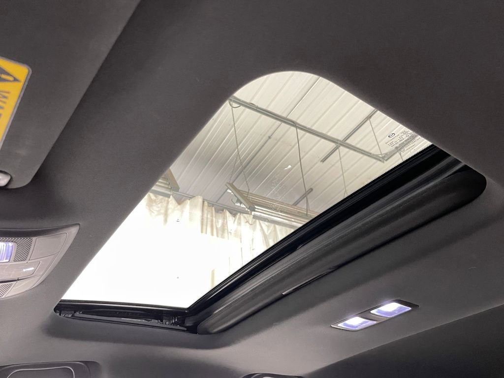 Used 2022 MAZDA CX-9 Carbon Edition AWD/4WD image 4