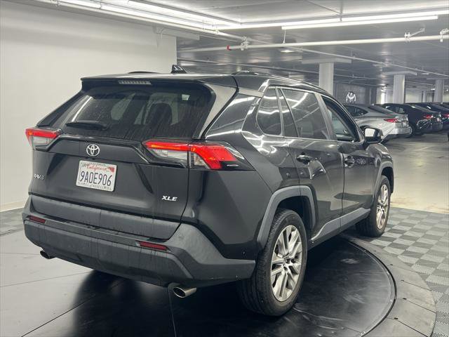 Certified 2022 Toyota RAV4 XLE Premium image 4