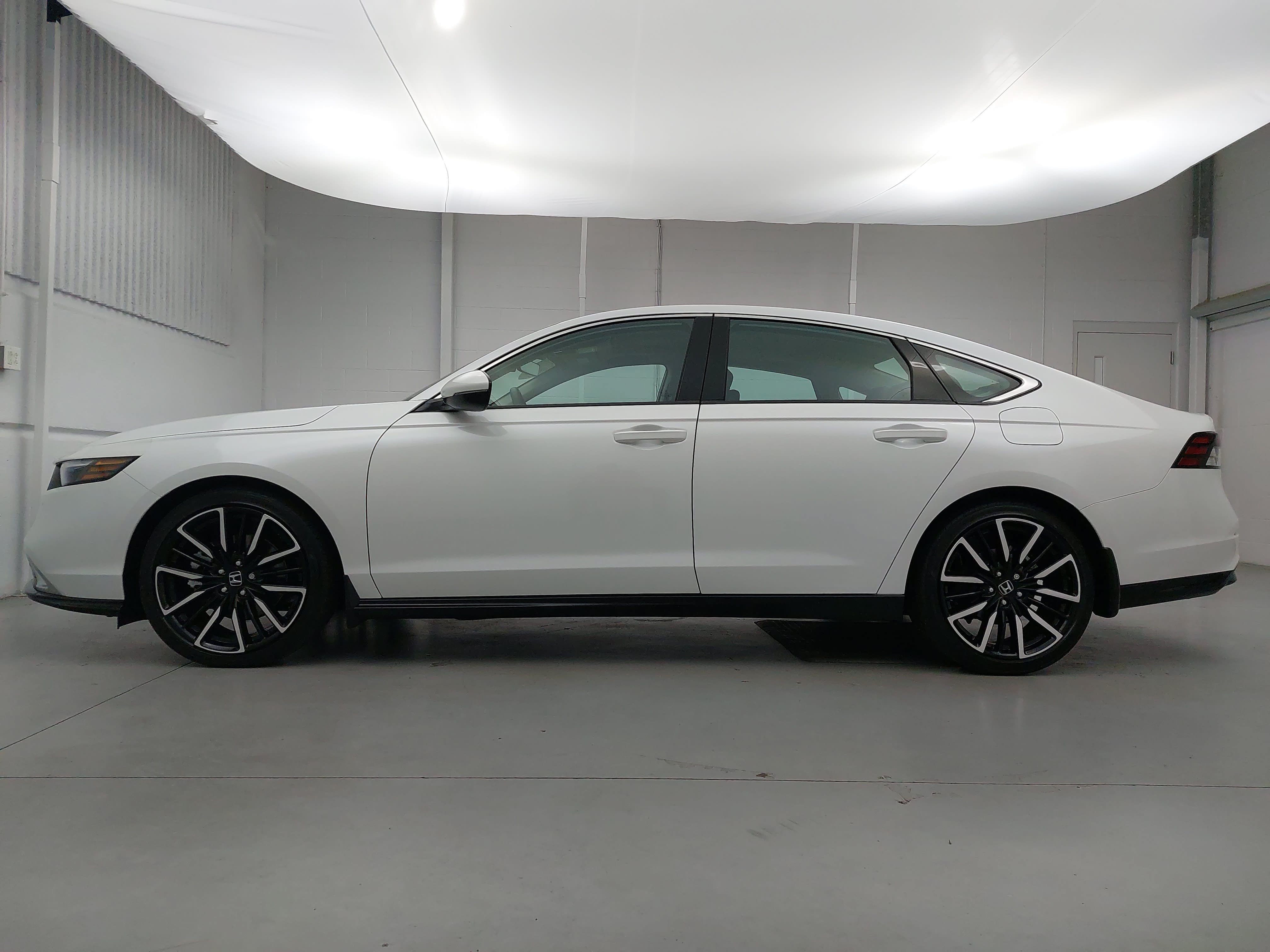 Used 2026 Honda Accord Touring image 2