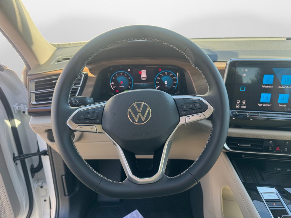 New 2026 Volkswagen Atlas SE image 10