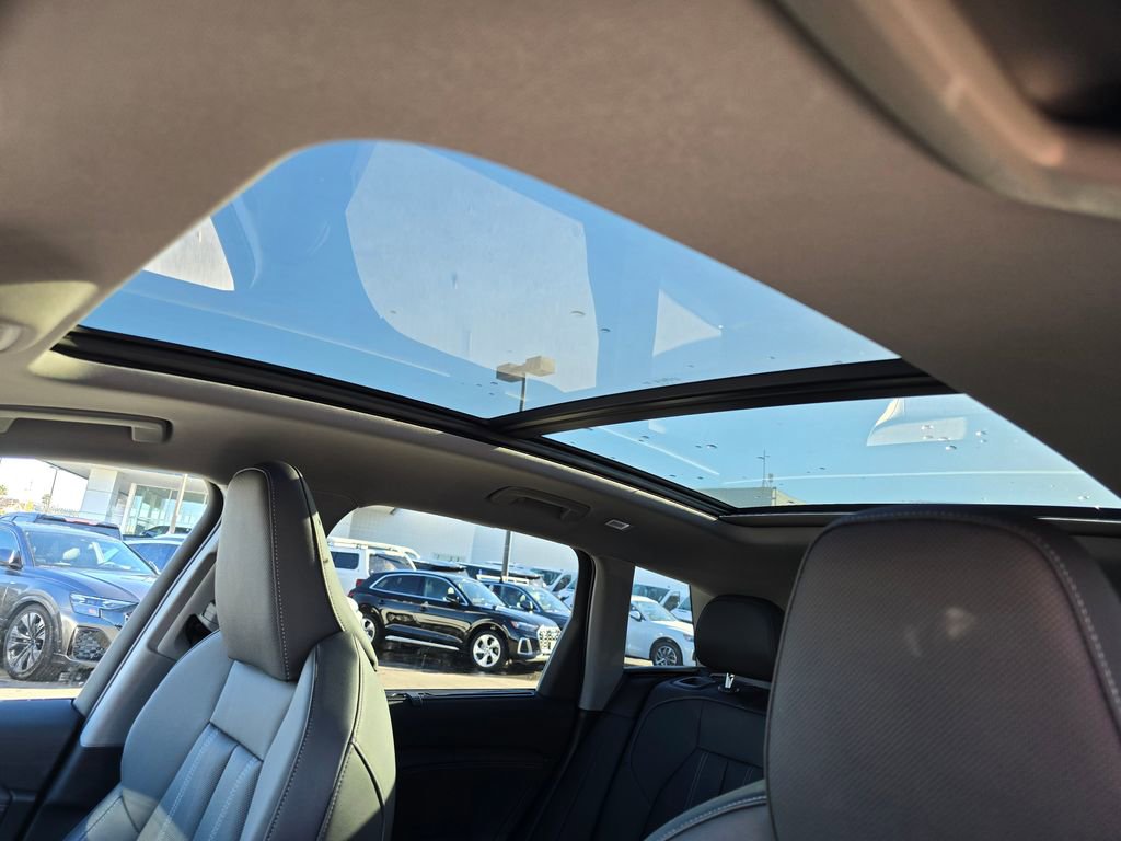 Used 2025 Audi Q6 e-tron Premium Plus w/ Premium Plus image 5