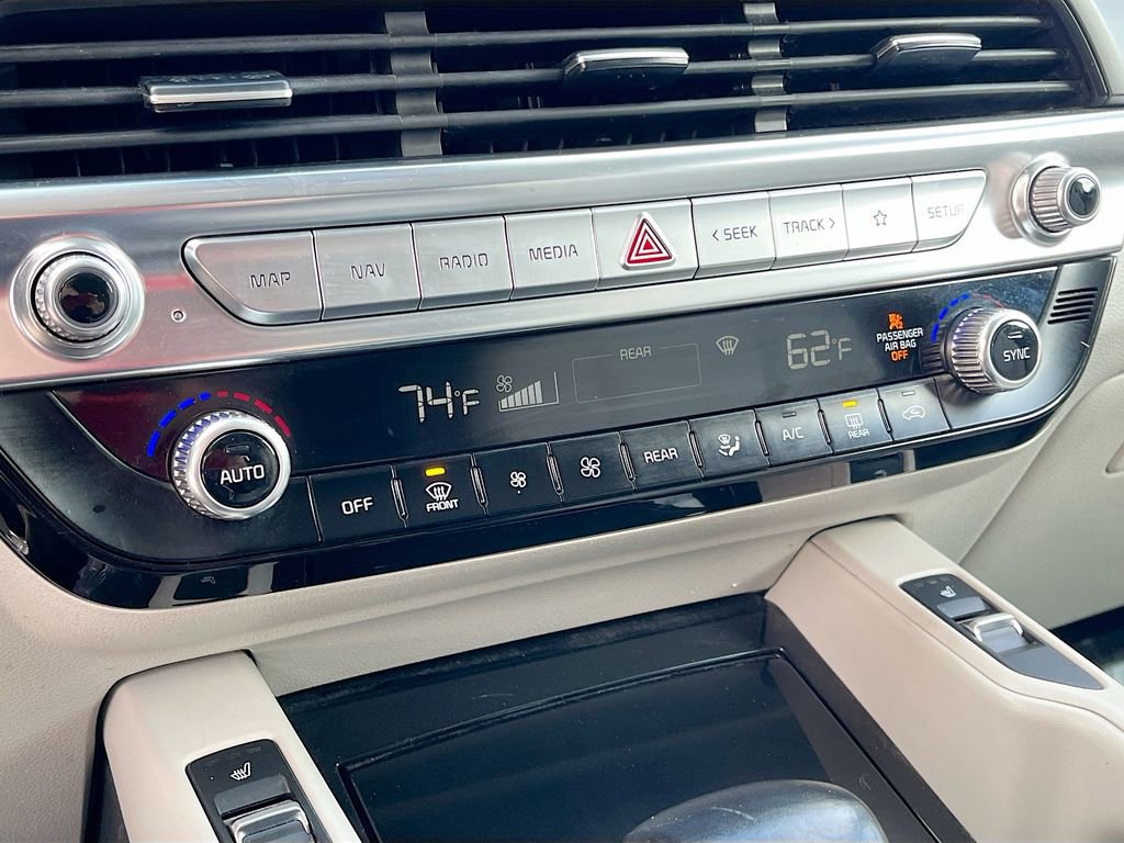 Used 2022 Kia Telluride S image 16