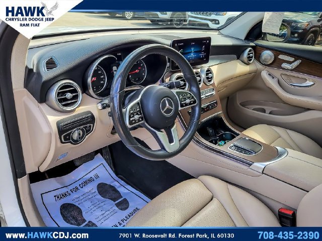 Used 2021 Mercedes-Benz GLC 300 4MATIC w/ Premium Package image 9