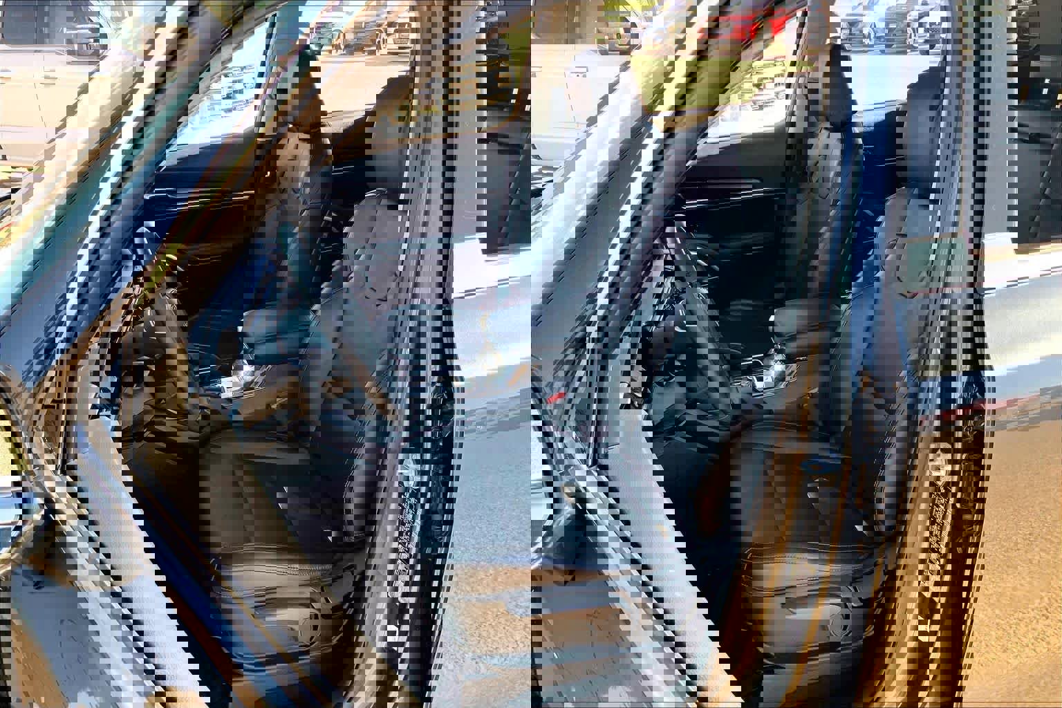 Used 2023 Kia Telluride LX image 13