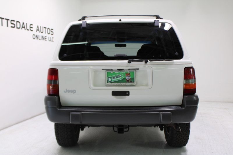 Used 1997 Jeep Grand Cherokee Laredo AWD/4WD image 4