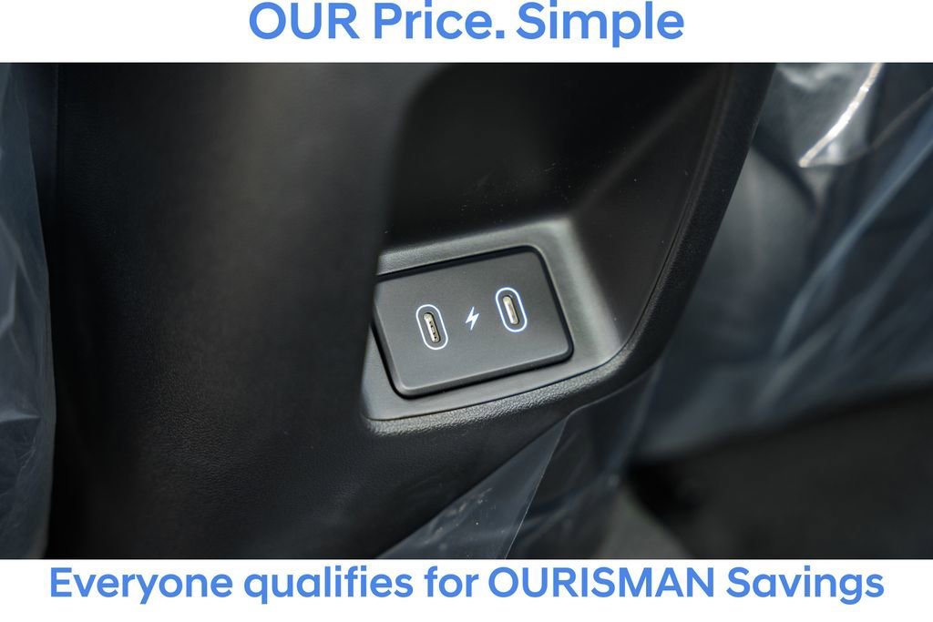 New 2025 Hyundai Elantra Limited image 30