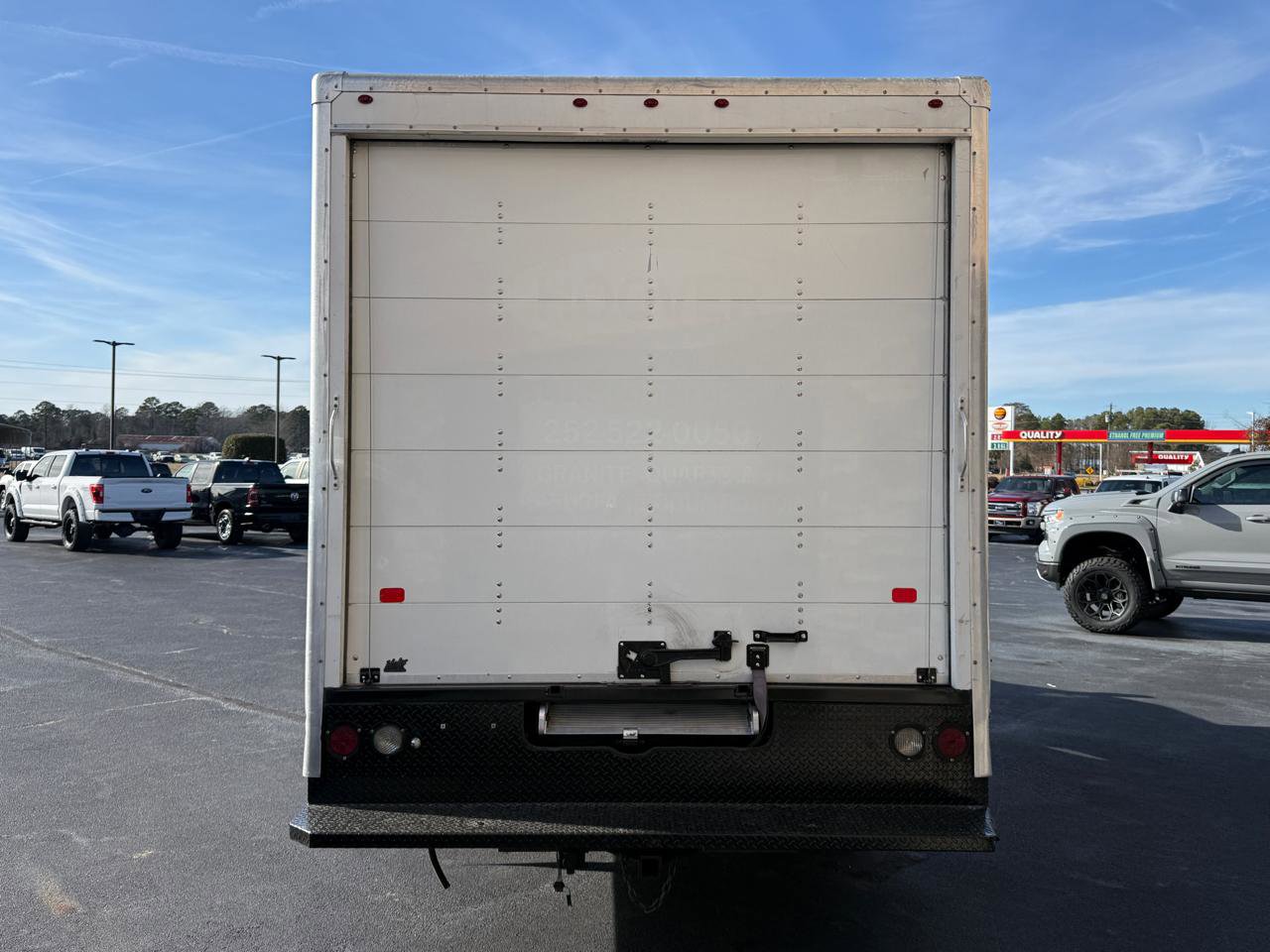 Used 2015 Chevrolet Express 3500 Extended image 3