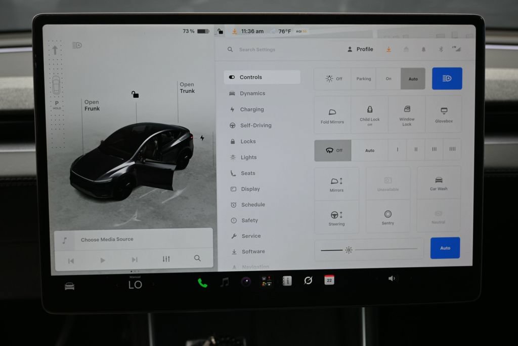 Used 2026 Tesla Model Y Long Range RWD image 21