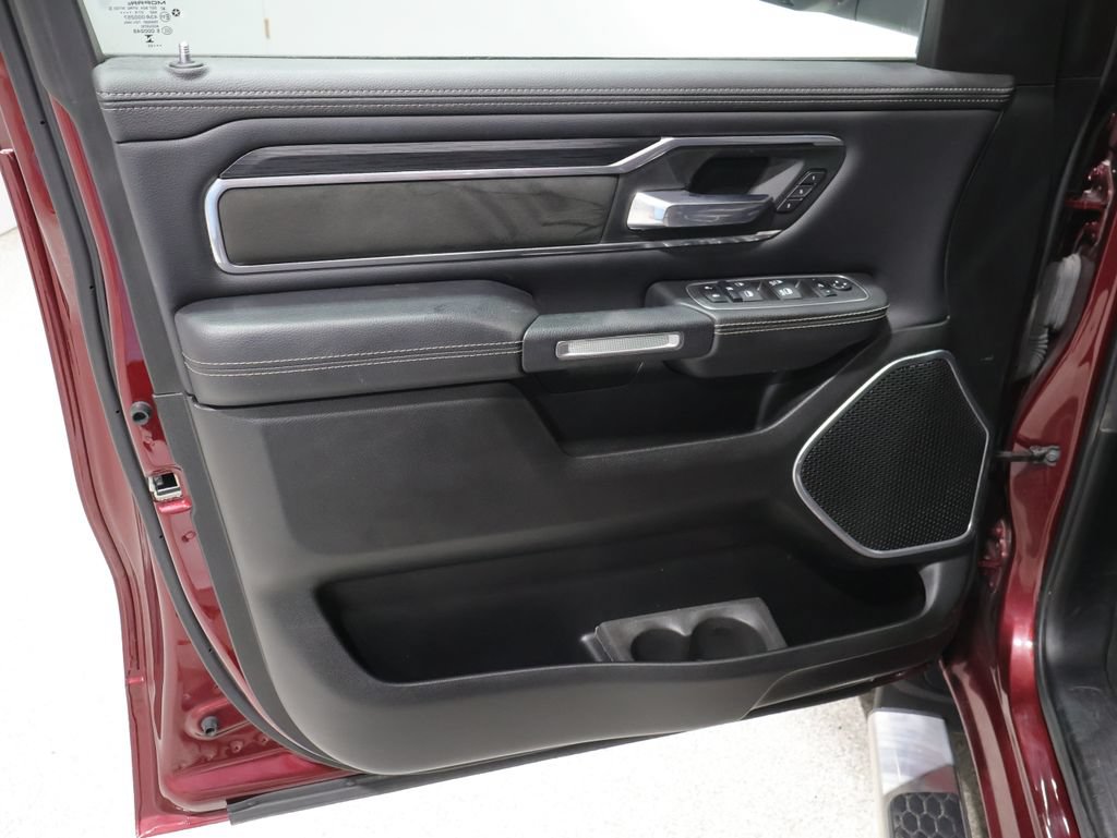Used 2023 RAM 1500 Laramie AWD/4WD image 14