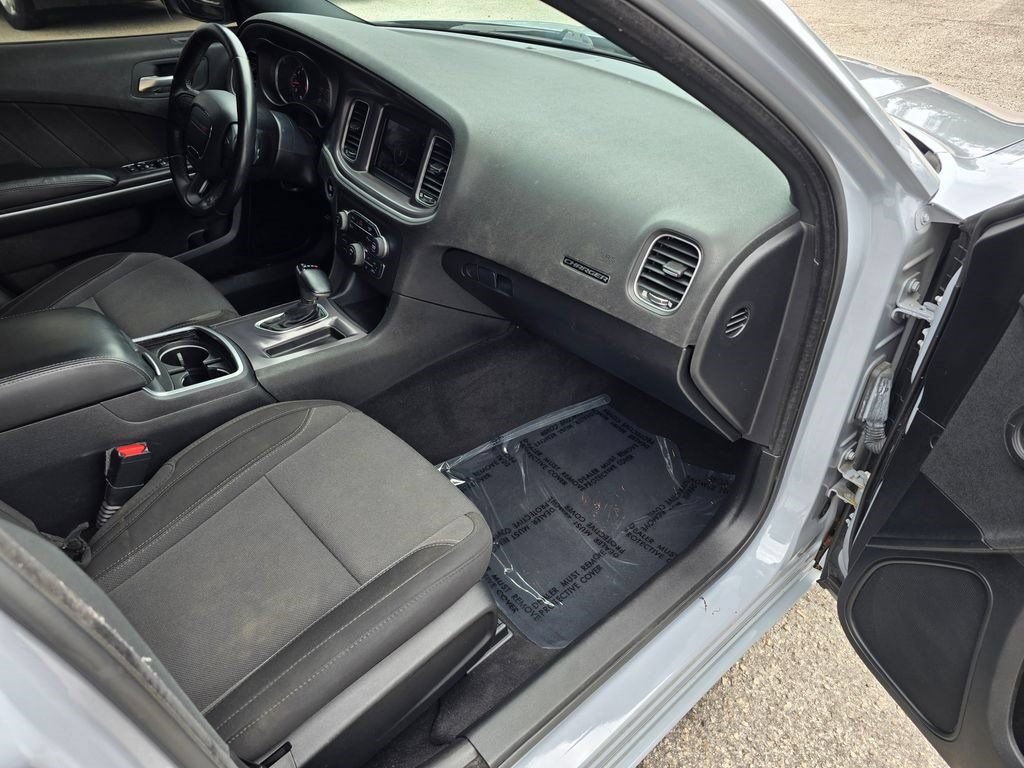 Used 2021 Dodge Charger SXT RWD image 29
