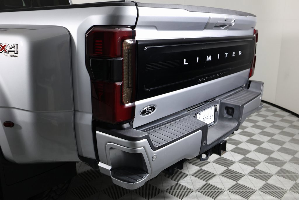 Used 2023 Ford F450 Limited w/ FX4 Off-Road Package image 58