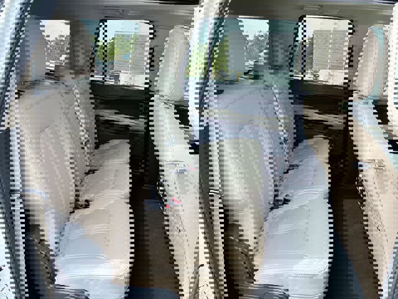 Used 2024 Ford Expedition Max Limited image 28