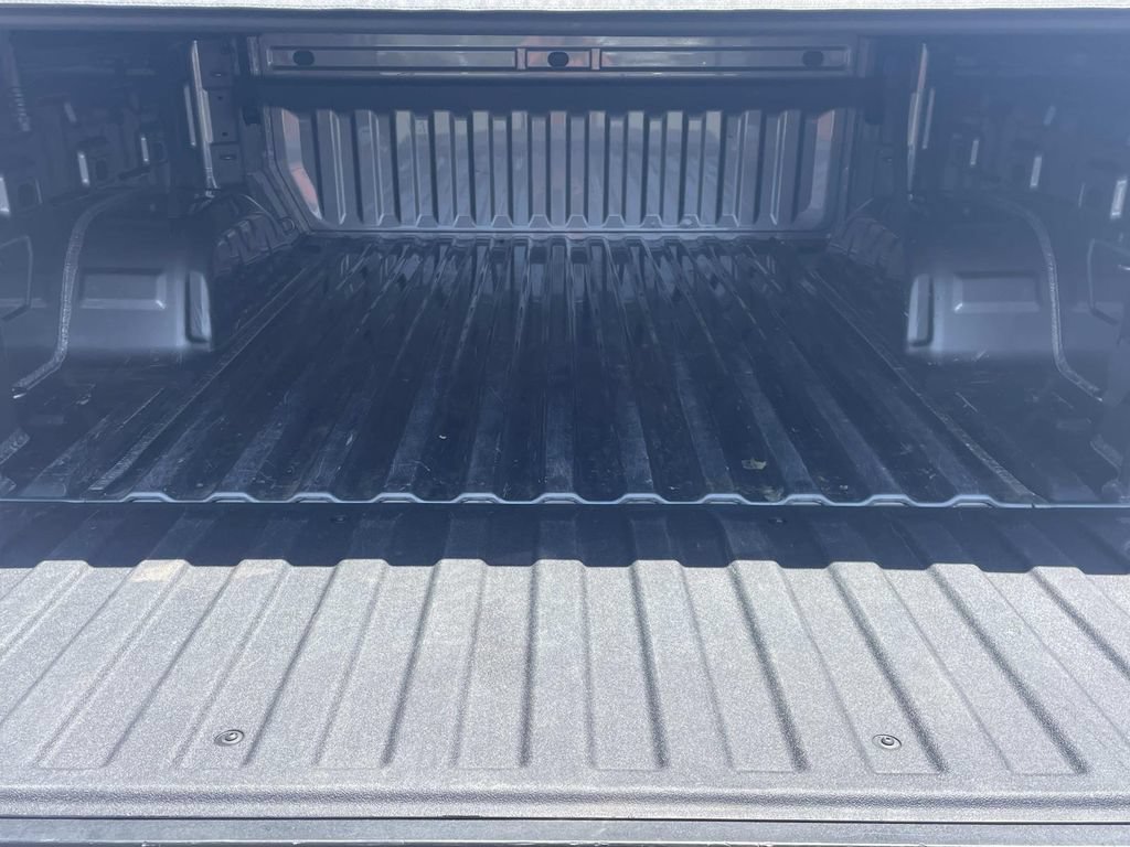 Used 2024 Chevrolet Silverado 1500 Custom Trail Boss w/ Turbomax Blackout Package AWD/4WD image 11