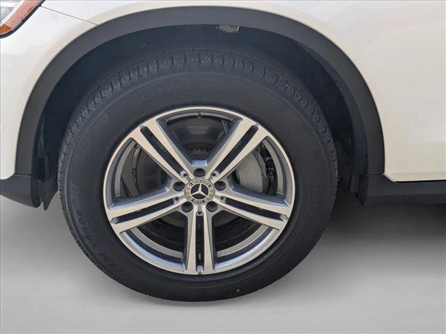 Used 2021 Mercedes-Benz GLC 300 4MATIC image 10