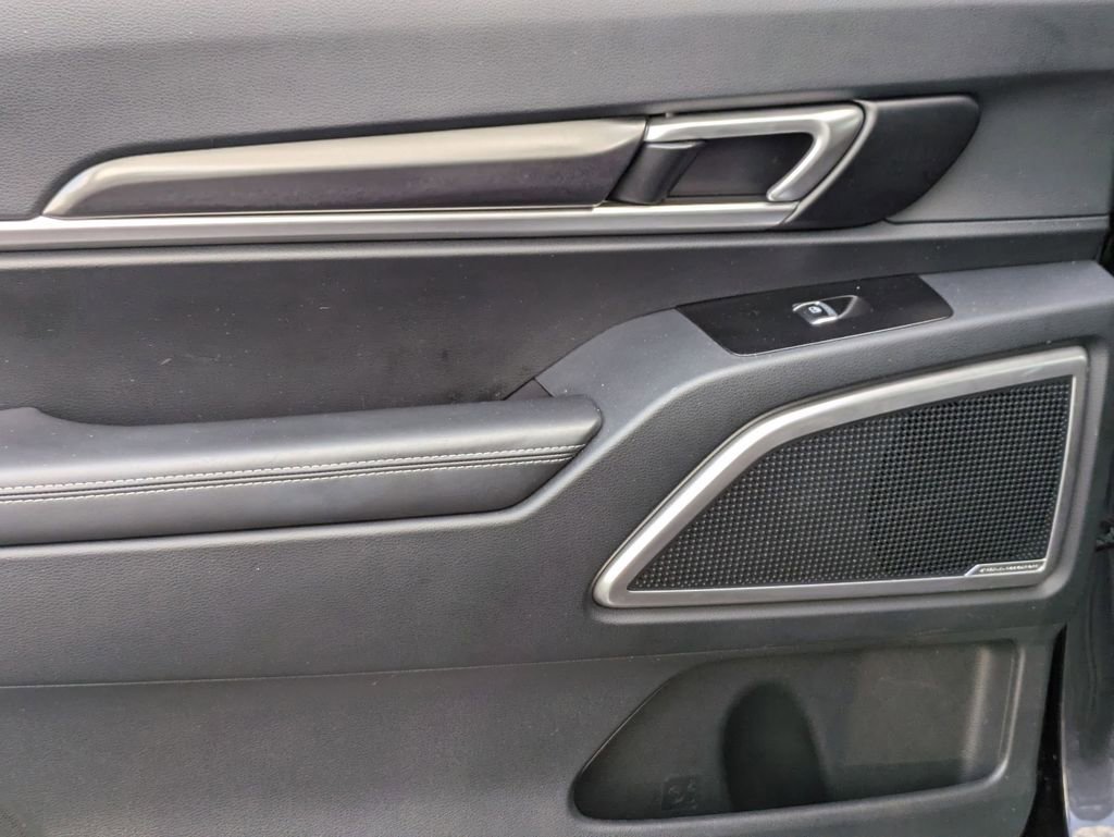 Used 2025 Kia Telluride S image 26