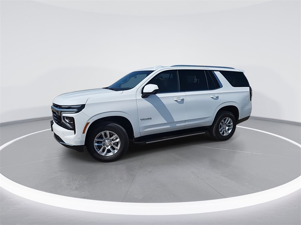 Used 2025 Chevrolet Tahoe LS image 4